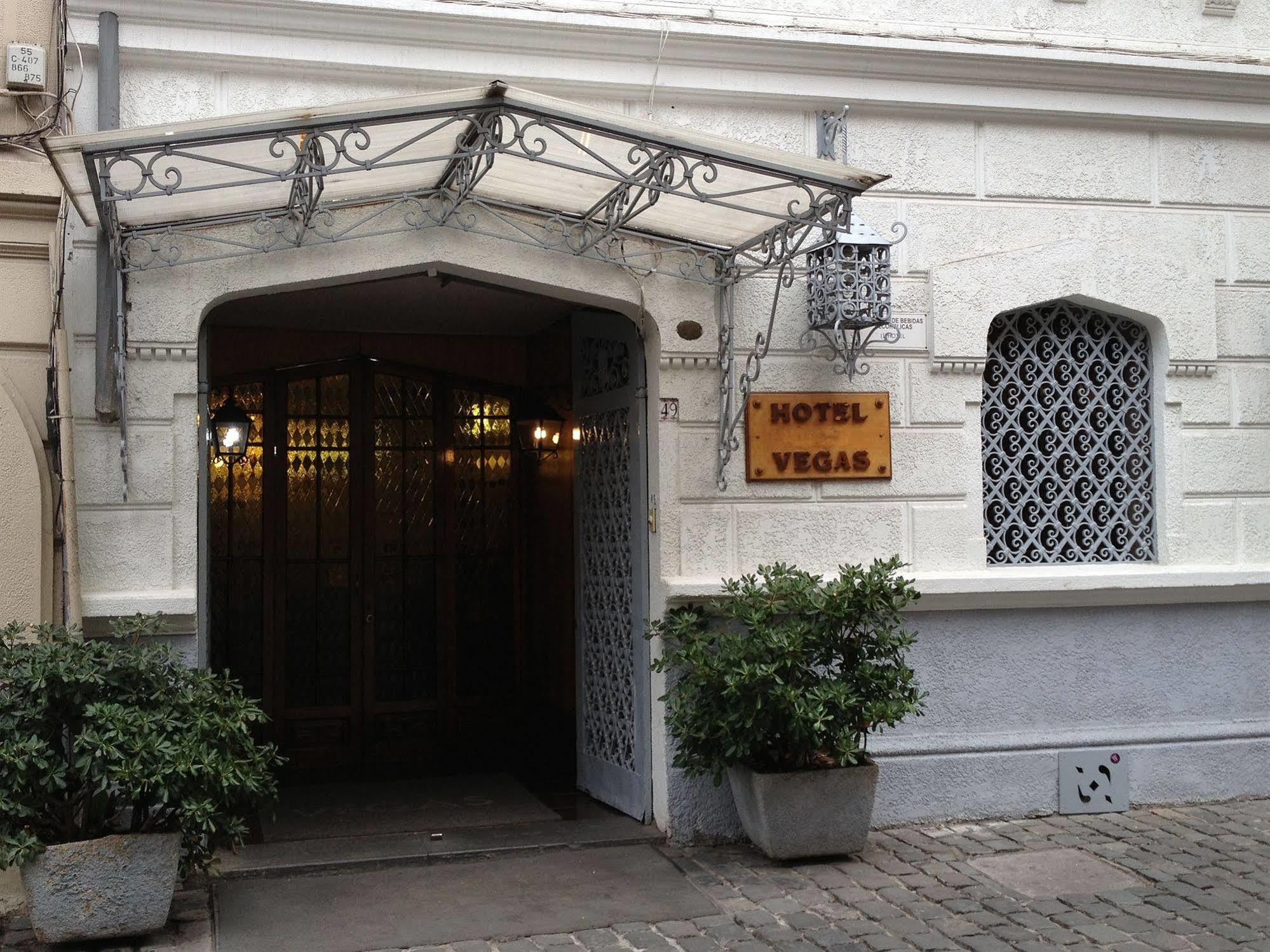 Hotel Vegas Santiago Exterior photo