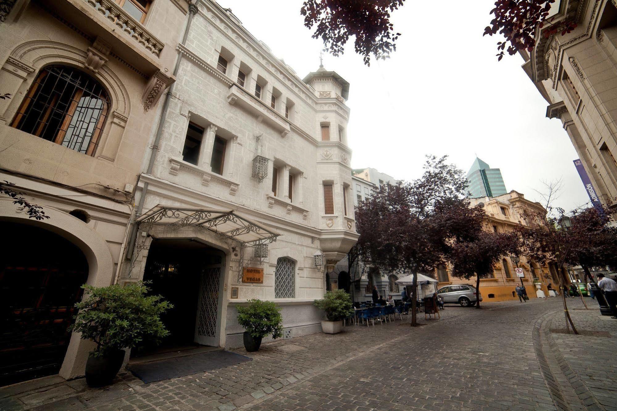 Hotel Vegas Santiago Exterior photo